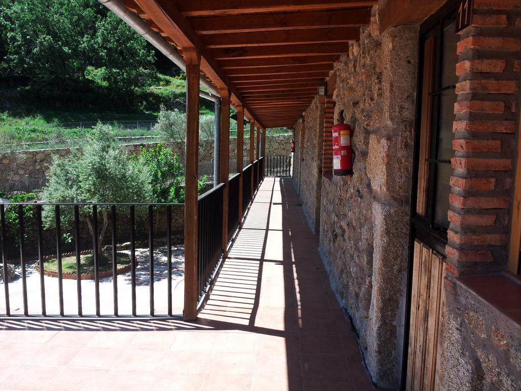 Albergue El Solitario Banos De Montemayor Rom bilde